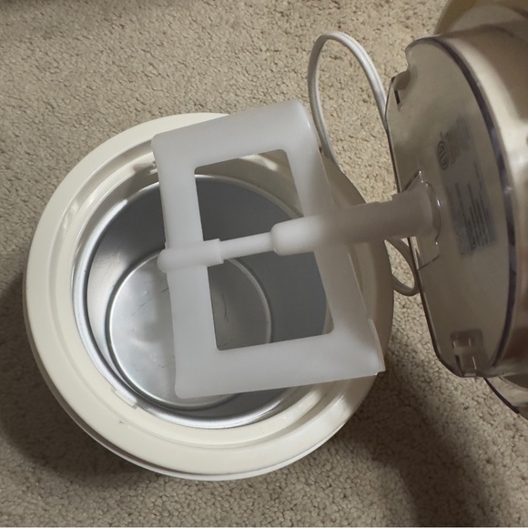 🌟BOGO 50% off🌟 Ice Cream Maker Cook With Color - Picture 3 of 6